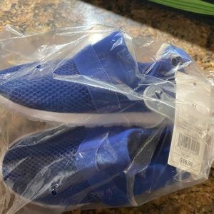 Boys water shoes size 11